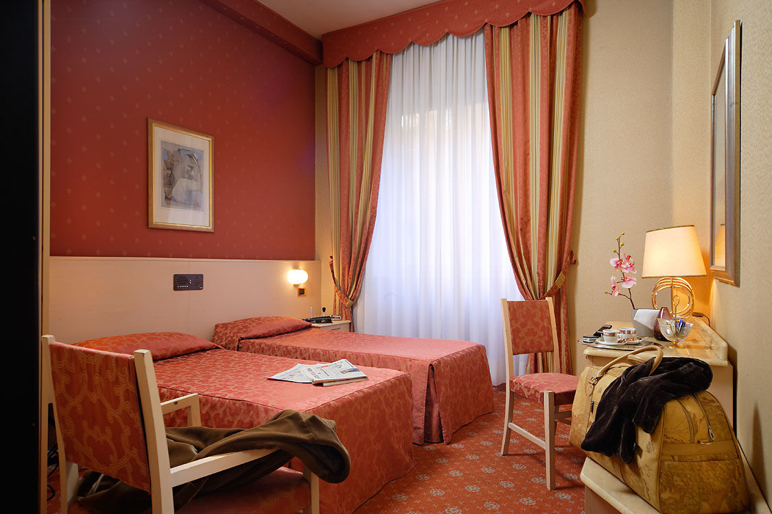 Hotel Soperga Milánó Szoba fotó